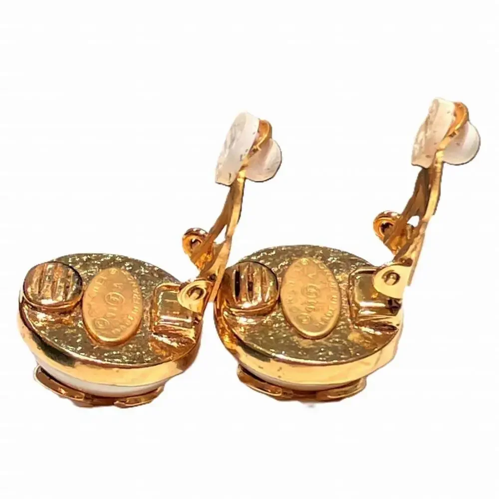 CHANEL Gold Pearl Earrings